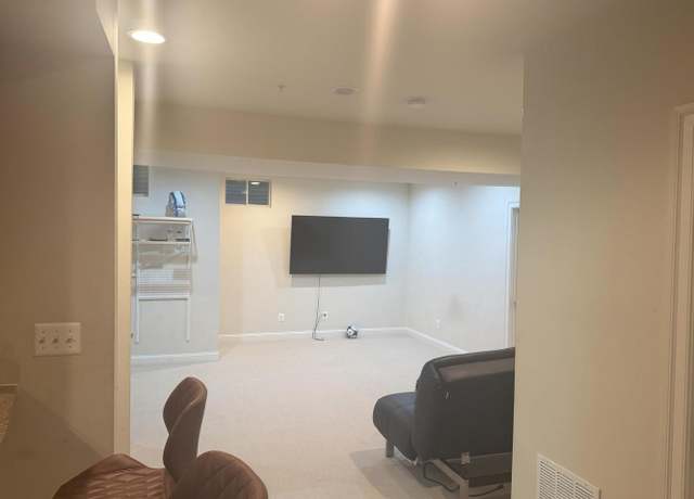 Photo of 3037 Moore Ln, Kensington, MD 20895