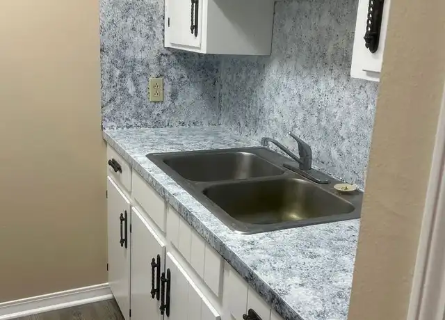 Property at 6770 Sunny Ln Unit 12, Rosepine, LA, 70659, 2 beds, 1 bath, [object Object]