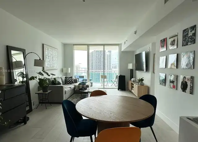 Property at 950 Brickell Bay Dr #3500, Miami, FL, 33131, 1 bed, 1 bath, [object Object]