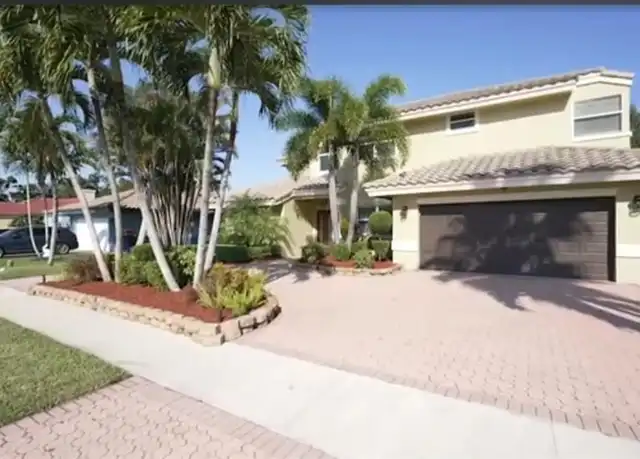 Property at 9651 NW 39th St, Hollywood, FL, 33024, 5 beds, 3 baths, [object Object]