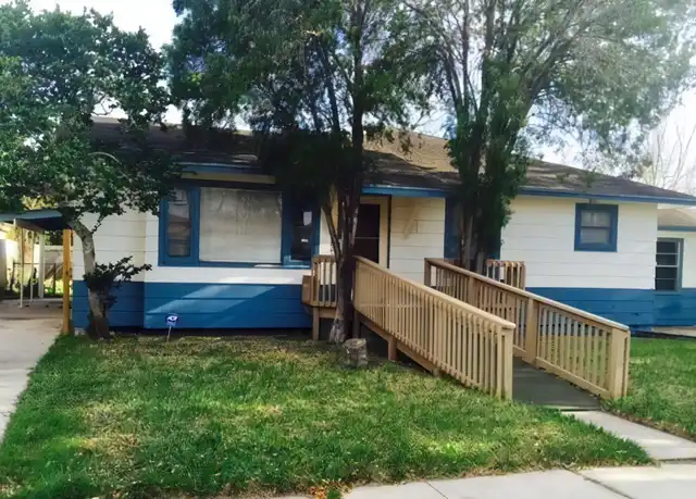 Property at 837 Rosedale Dr, Corpus Christi, TX, 78411, 3 beds, 1.5 baths, [object Object]