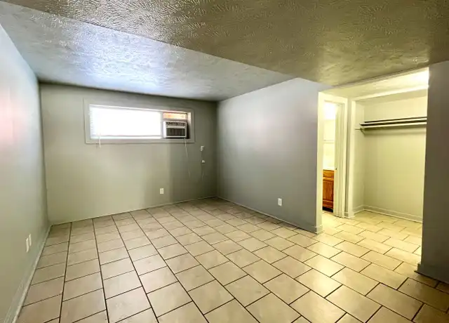 Property at 4602 Redman Ave Unit 46021, Omaha, NE, 68111, 1 bed, 1 bath, [object Object]