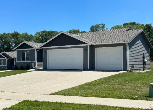 Property at 7524 S Beal Ave, Sioux Falls, SD, 57108, 3 beds, 2 baths, [object Object]