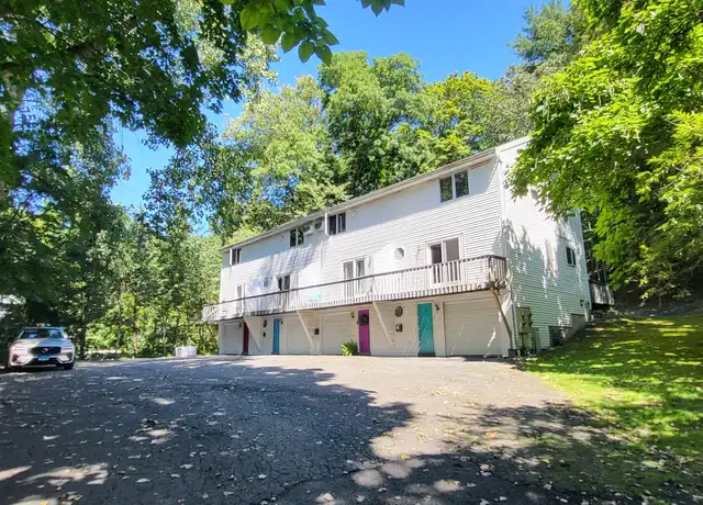 Property at 1730 Farmington Ave, Unionville, CT, 06085, 2 beds, 1.5 baths, [object Object]