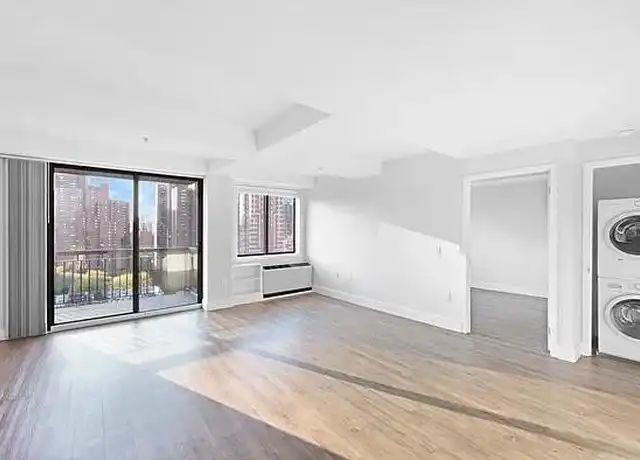 Property at 354 E 91st St Unit 2005, New York, NY, 10128, 1 bed, 1 bath, [object Object]