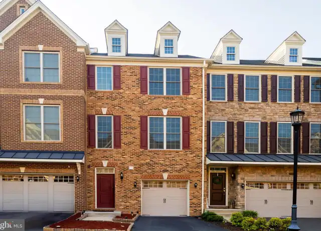 Property at 42624 Lisburn Chase Ter, Chantilly, VA, 20152, 3 beds, 3.5 baths, [object Object]
