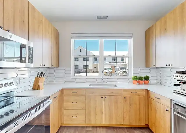 Property at Sandhill Parkway Townhomes - 19025 Baltimore St NE, East Bethel, MN, 55011, 2 beds, 1.5-2.5 baths, [object Object]