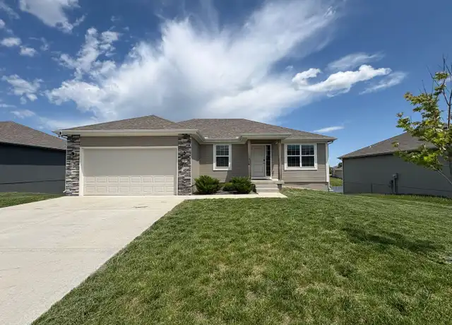 Property at 705 Poplar Cir, Belton, MO, 64012, 5 beds, 3.5 baths, [object Object]
