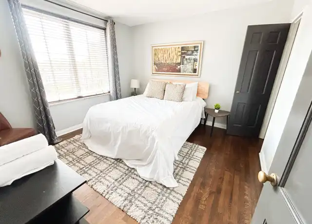 Property at 1504 18th Ave S #104, Nashville, TN, 37212, 1 bed, 1 bath, [object Object]