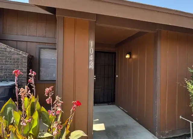 Property at 1034 N Jefferson St Unit 1042, Tulare, CA, 93274, 2 beds, 1 bath, [object Object]