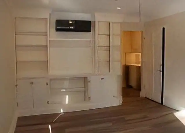 Property at 716 N Monroe St Unit 6, Arlington, VA, 22201, 1 bed, 1 bath, [object Object]