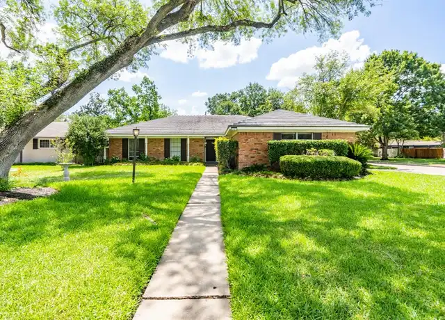Property at 9423 Highmeadow Dr, Houston, TX, 77063, 3 beds, 2 baths, [object Object]