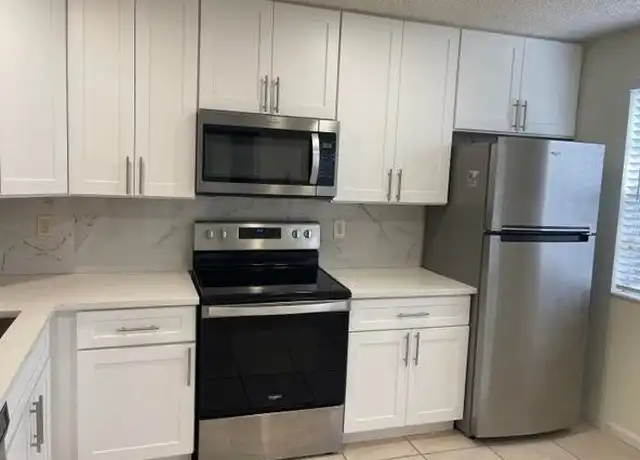 Property at 6508 Via Regina, Boca Raton, FL, 33433, 2 beds, 2 baths, [object Object]