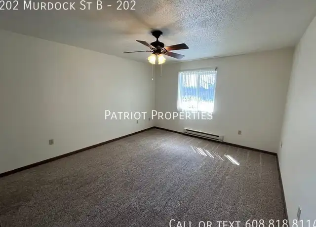 Property at 202 Murdock St Unit 202, Tomah, WI, 54660, 1 bed, 1 bath, [object Object]