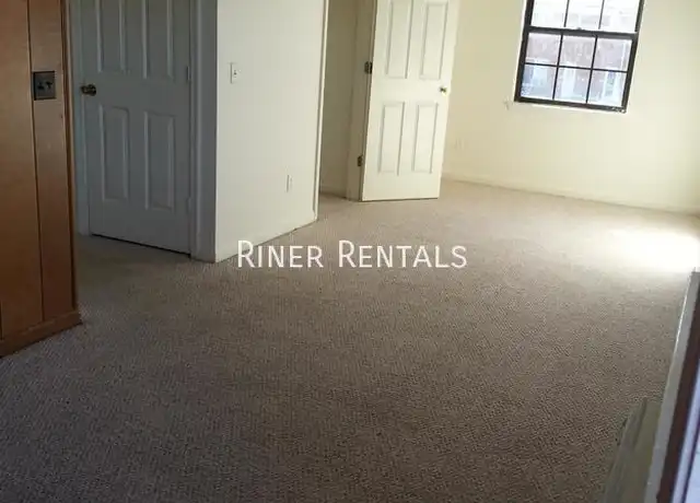 Property at 150 W Grattan St, Harrisonburg, VA, 22801, 3 beds, 1 bath, [object Object]