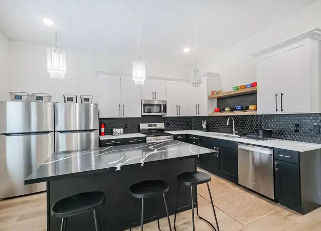 Property at 7846 Laura Koppe Rd, Houston, TX, 77028, 1 bed, 1 bath, [object Object]