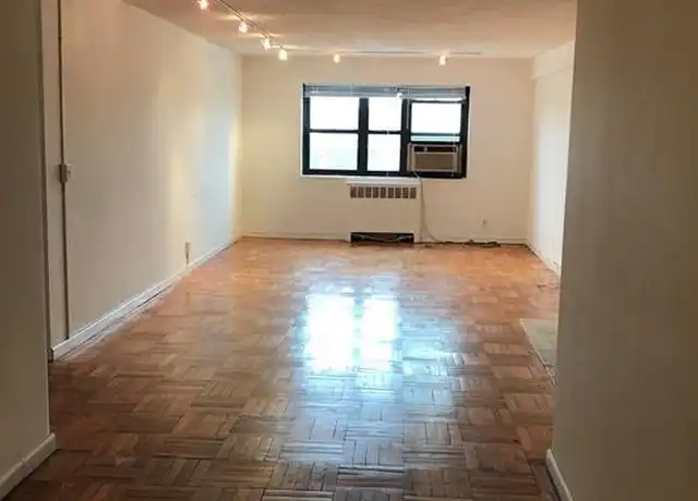 Property at 208 Anderson St Unit N5E, Hackensack, NJ, 07601, 2 beds, 1 bath, [object Object]
