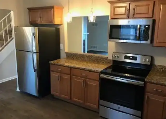 Property at Greenfield Estates - 799 Patriot Dr, Lancaster, PA, 17601, 1-3 bed, 1-2.5 bath, [object Object]