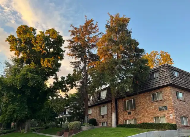 Property at 145 S 600 E Unit 17, Salt Lake City, UT, 84102, 2 beds, 1 bath, [object Object]