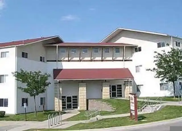 Property at 6250 Ville De Sante Dr Unit 102, Omaha, NE, 68104, 3 beds, 2 baths, [object Object]