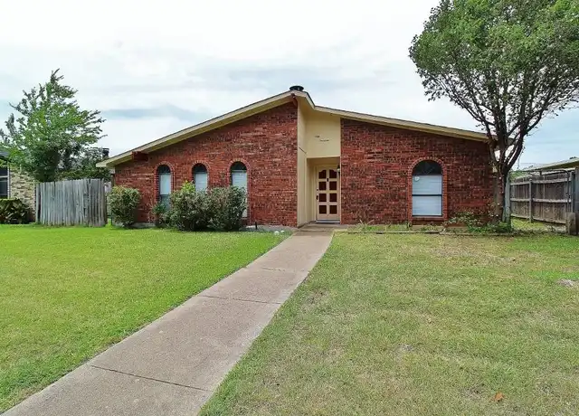 Property at 5014 Coffeyville Trl, Grand Prairie, TX, 75052, 3 beds, 2 baths, [object Object]