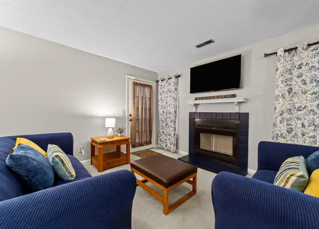 Property at 4330 Edith Ln Unit C, Greensboro, NC, 27409, 2 beds, 1 bath, [object Object]