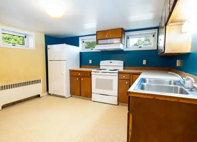 Property at 1211 S 4th Ave, Bozeman, MT, 59715, 2 beds, 1 bath, [object Object]