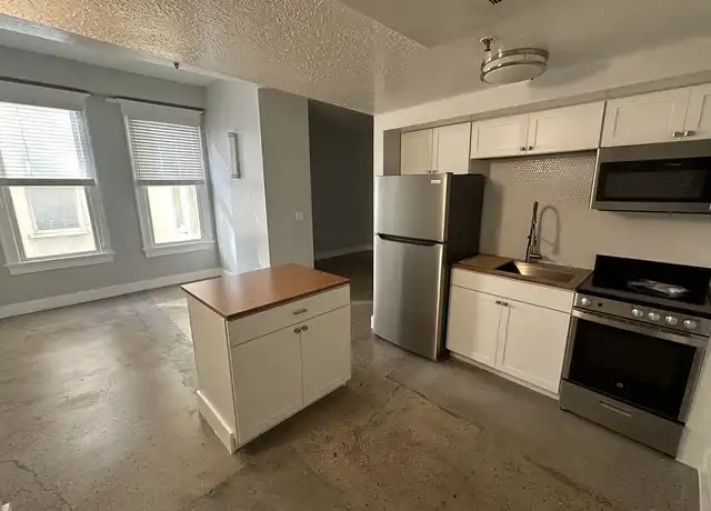 Property at New Grand Apartments - 7 E 400 S, Salt Lake City, UT, 84111, 1 bed, 1 bath, [object Object]