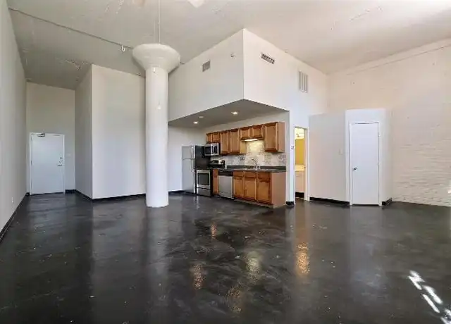 Property at 3200 Main St, Dallas, TX, 75226, 0 beds, 1 bath, [object Object]