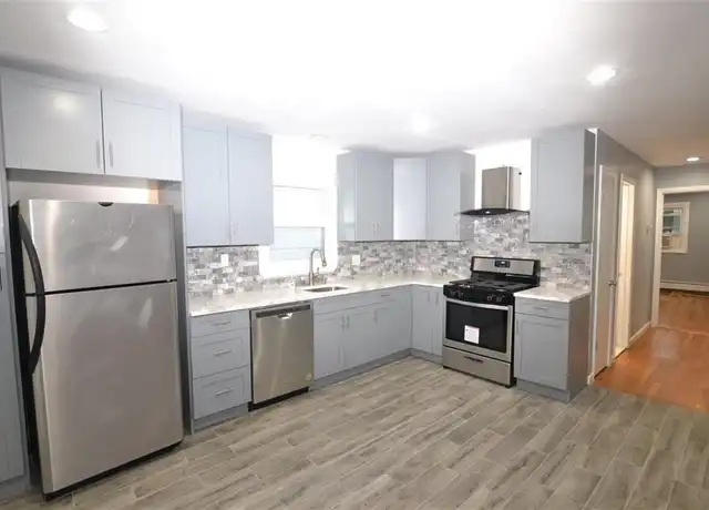 Property at 648 Liberty Ave #2, Jersey City, NJ, 07307, 3 beds, 1 bath, [object Object]