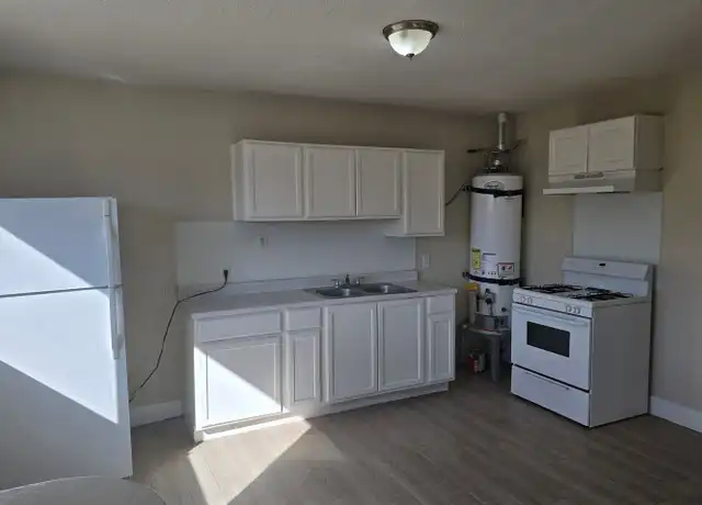 Property at 1911 Princeton St Unit D, North Las Vegas, NV, 89030, 1 bed, 1 bath, [object Object]