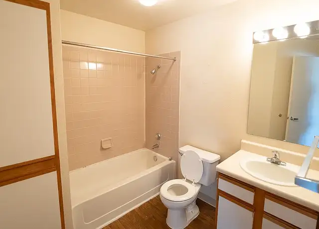 Photo of 7929 W Mansfield Pkwy, Lakewood, CO 80235