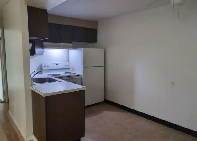 Property at 2785 Queen City Ave Unit 10, Cincinnati, OH, 45238, 1 bed, 1 bath, [object Object]