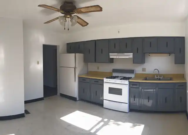 Property at 715 Evergreen Ave Apt 2, Millvale, PA, 15209, 1 bed, 1 bath, [object Object]
