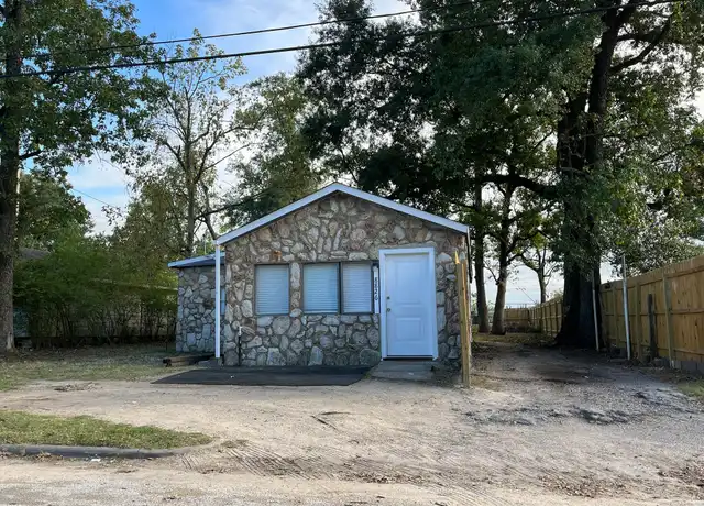 Property at 8826 Crestview Dr Unit A, Houston, TX, 77078, 3 beds, 2 baths, [object Object]