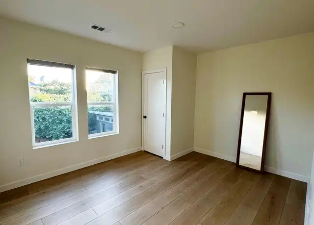 Property at 1202 61st St Unit 3, Oakland, CA, 94608, 2 beds, 2 baths, [object Object]