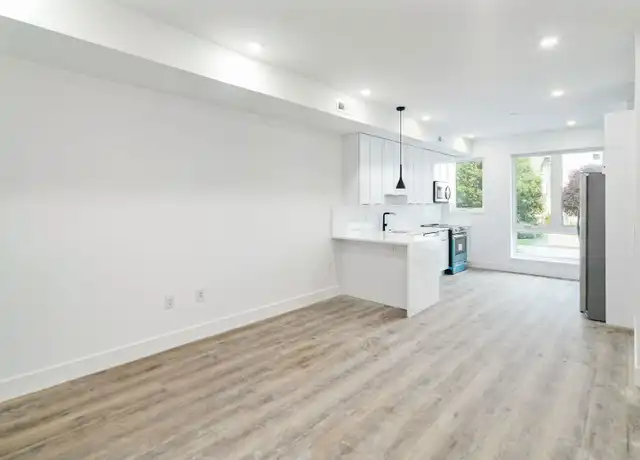 Property at 1522 N 8th St Unit 1, Philadelphia, PA, 19122, 2 beds, 1 bath, [object Object]