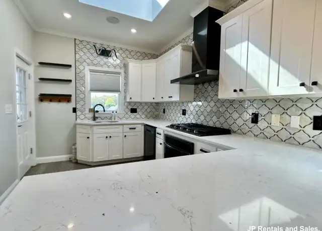 Property at 222 Roslindale Ave, Roslindale, MA, 02131, 3 beds, 2 baths, [object Object]
