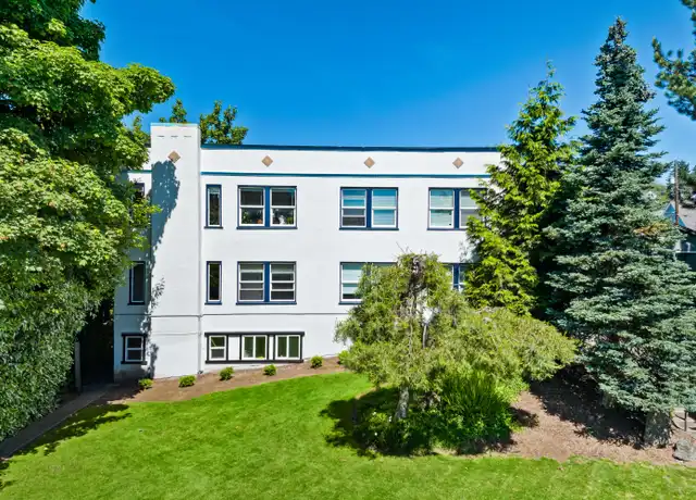 Property at 112 E 4th St Unit 4, Aberdeen, WA, 98520, 2 beds, 1 bath, [object Object]