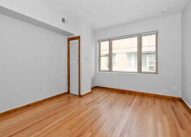 Property at 6349 S Kedzie Ave Unit 6349 3AW, Chicago, IL, 60629, 2 beds, 1 bath, [object Object]