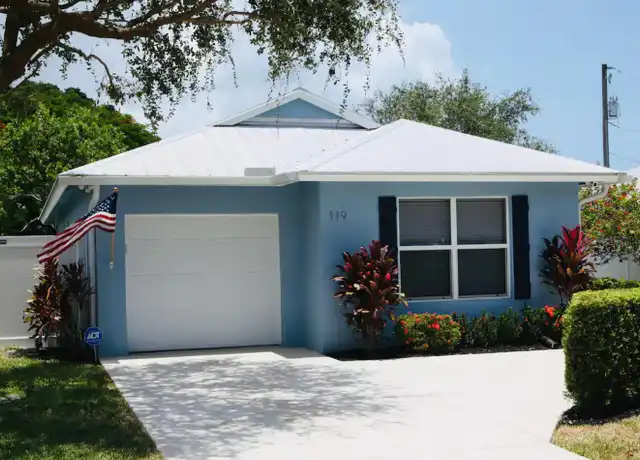 Property at 119 SE 7th St, Delray Beach, FL, 33483, 3 beds, 2 baths, [object Object]