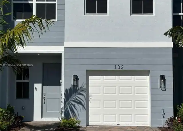 Property at 132 NE 14th Ter, Homestead, FL, 33033, 4 beds, 2.5 baths, [object Object]