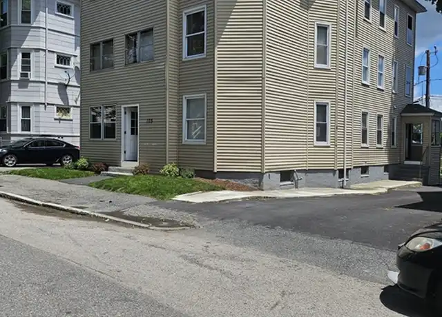 Property at 105 Arthur St Unit 2, Worcester, MA, 01604, 3 beds, 1 bath, [object Object]