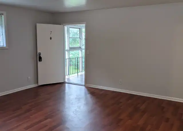 Property at 1499 Hawkins St Unit 7, Nashville, TN, 37203, 2 beds, 1 bath, [object Object]