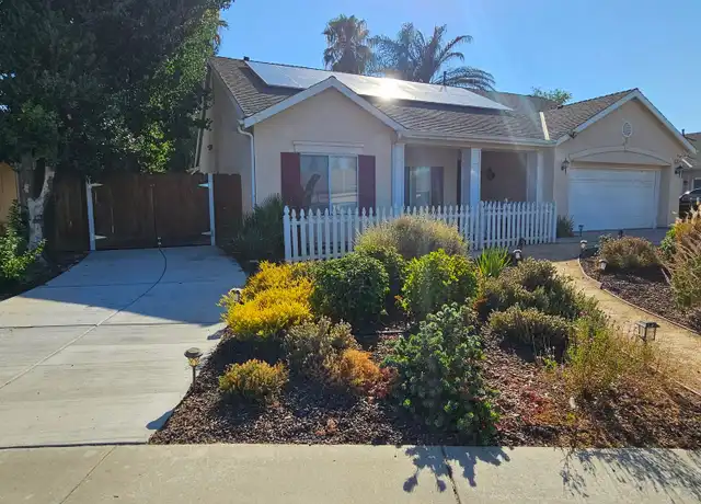 Property at 1516 Avenue E, Kingsburg, CA, 93631, 3 beds, 2 baths, [object Object]