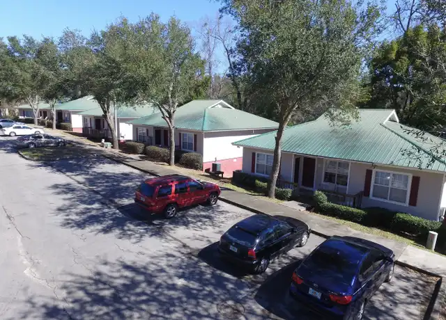 Property at 1109 Greentree Ct, Tallahassee, FL, 32304, 1 bed, 1 bath, [object Object]