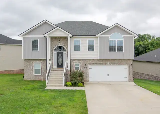 Property at 1092 Barnhill Rd, Clarksville, TN, 37043, 4 beds, 3 baths, [object Object]