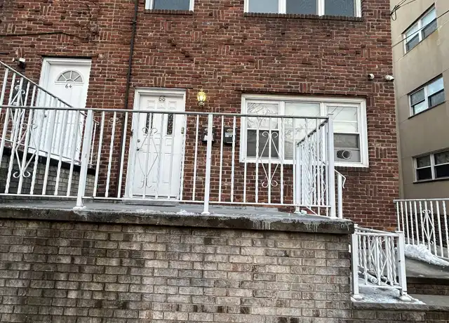 Property at 66 W 25th St Unit 2, Bayonne, NJ, 07002, 2 beds, 1 bath, [object Object]