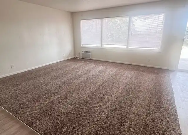 Property at 539 W Crest Dr #7, Moses Lake, WA, 98837, 2 beds, 1 bath, [object Object]