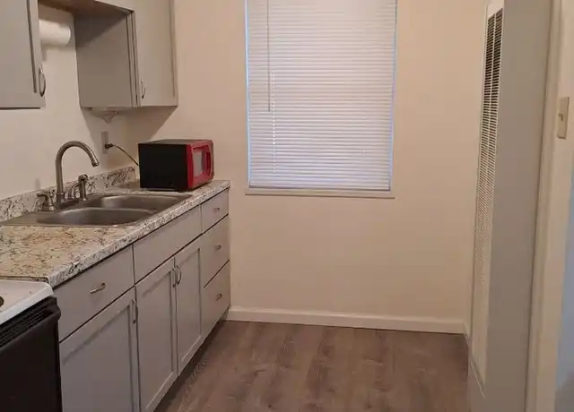 Property at 1026 Southpark Dr Unit 1B, Columbia, MO, 65201, 1 bed, 1 bath, [object Object]